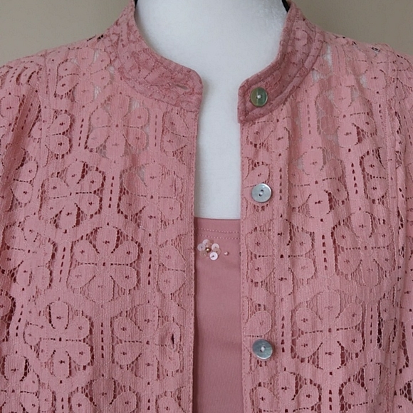 Alfred Dunner Crochet Lace Floral Button Up Blouse w/Tank Top 12 Pink - Picture 5 of 16